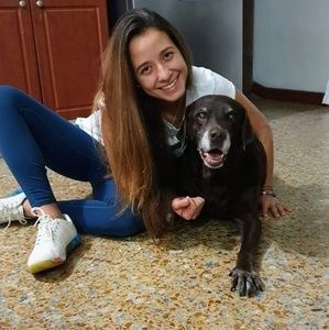 Meet your Posher, Marcela